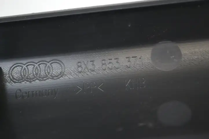 Audi A1 (2010 - 2014) 8X3853371 Прочие детали салона — фото 5