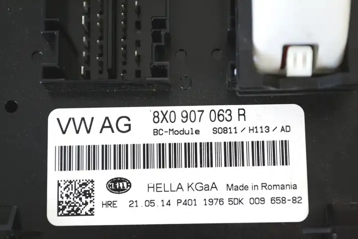 Audi A1 (2010 - 2014) 8X0907063R Модуль управления кузовом (BCM) — фото 5