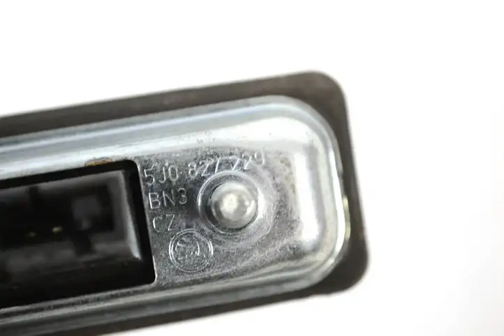 Audi A1 (2010 - 2014) 5J0827229 Кнопка закрытия багажника — фото 5
