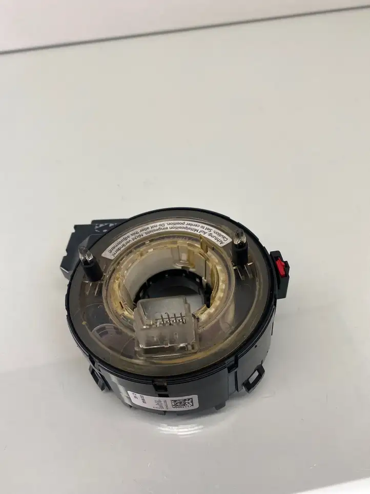 Volkswagen PASSAT B6 (2005 - 2010) 3C0959653 Контактное кольцо SRS — фото 2