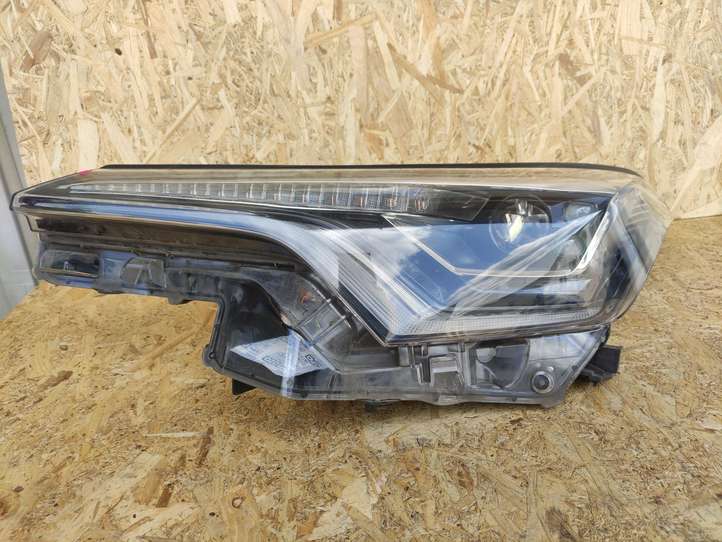 Toyota C-HR (2016 - 2022)  81150F4170 Передняя фара