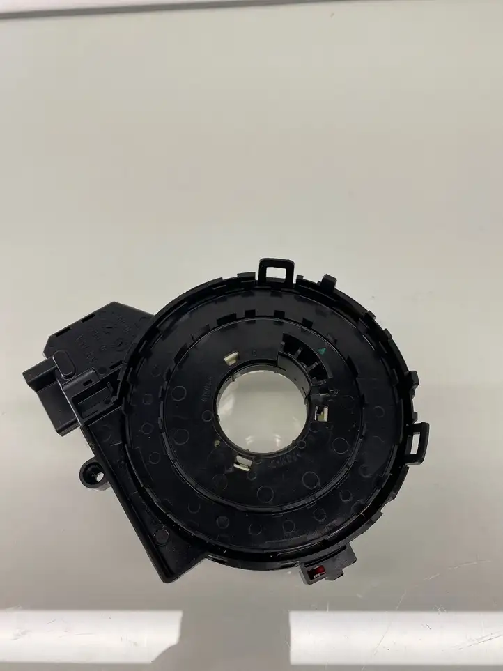Volkswagen PASSAT B6 (2005 - 2010) 3C0959653 Контактное кольцо SRS — фото 3