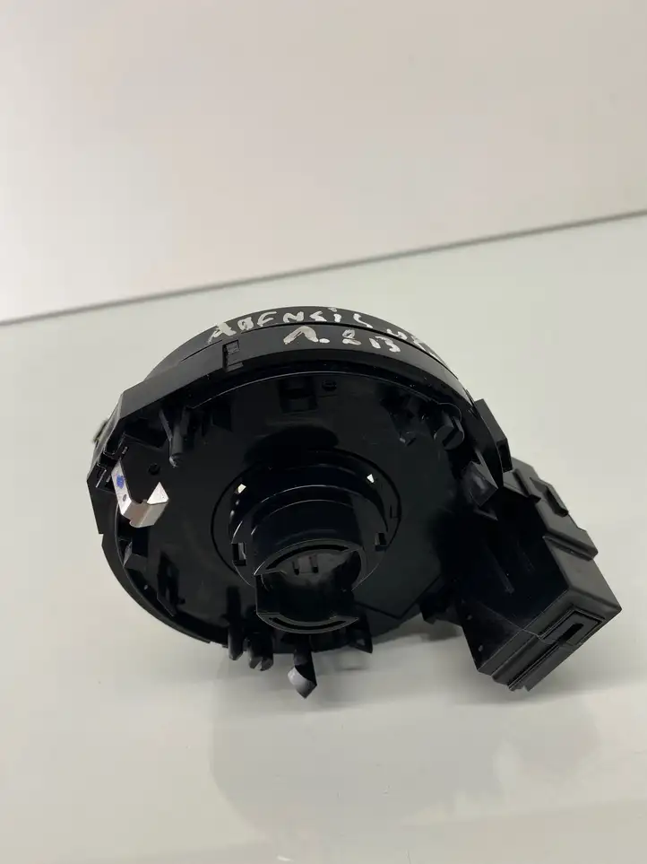 Toyota Avensis T250 (2006 - 2009) 4MG8937 Контактное кольцо SRS — фото 2