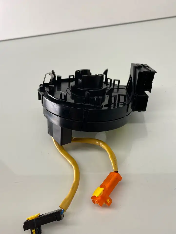 Toyota Avensis T250 (2006 - 2009) 4MG8937 Контактное кольцо SRS — фото 3
