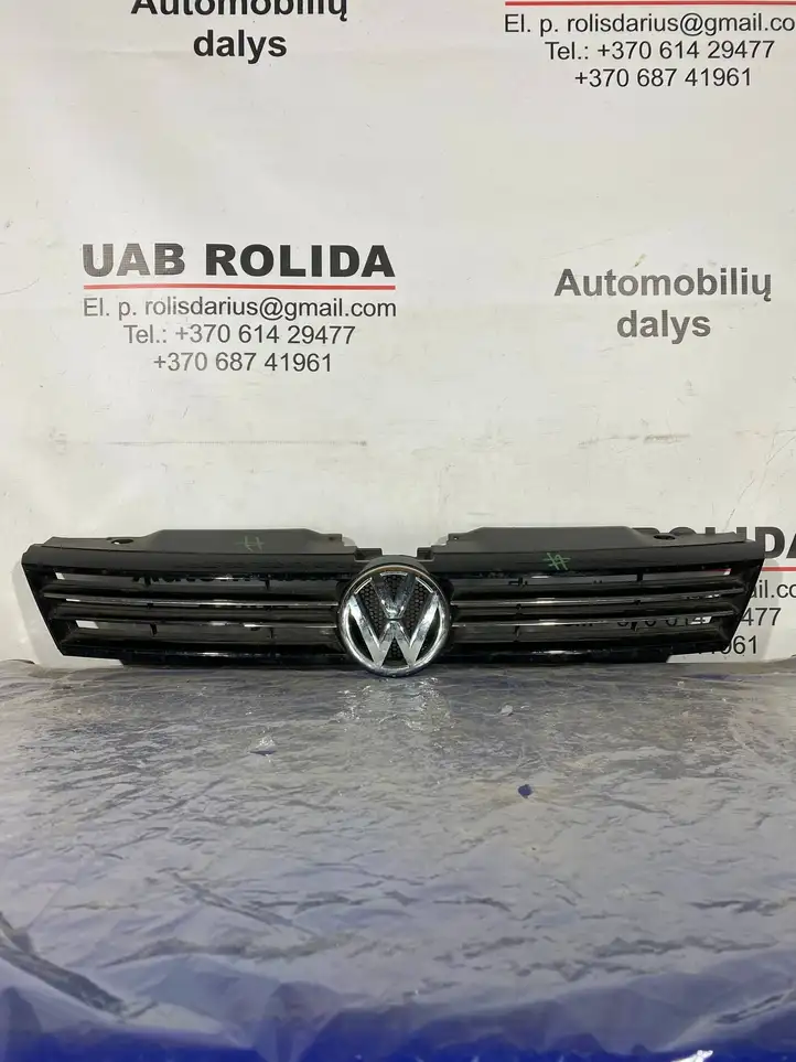 Volkswagen Jetta VI (2011 - 2018) 5C6853653 Передняя решетка — фото 1