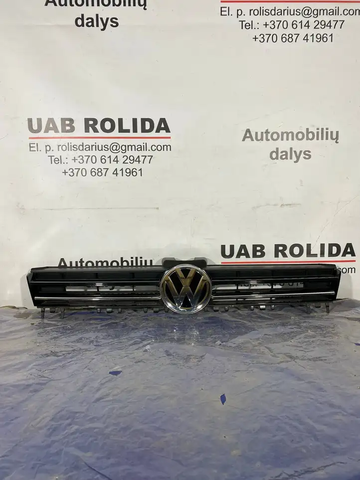 Volkswagen Golf VII (2013 - 2019) 5G0853653 Верхняя решетка радиатора — фото 1