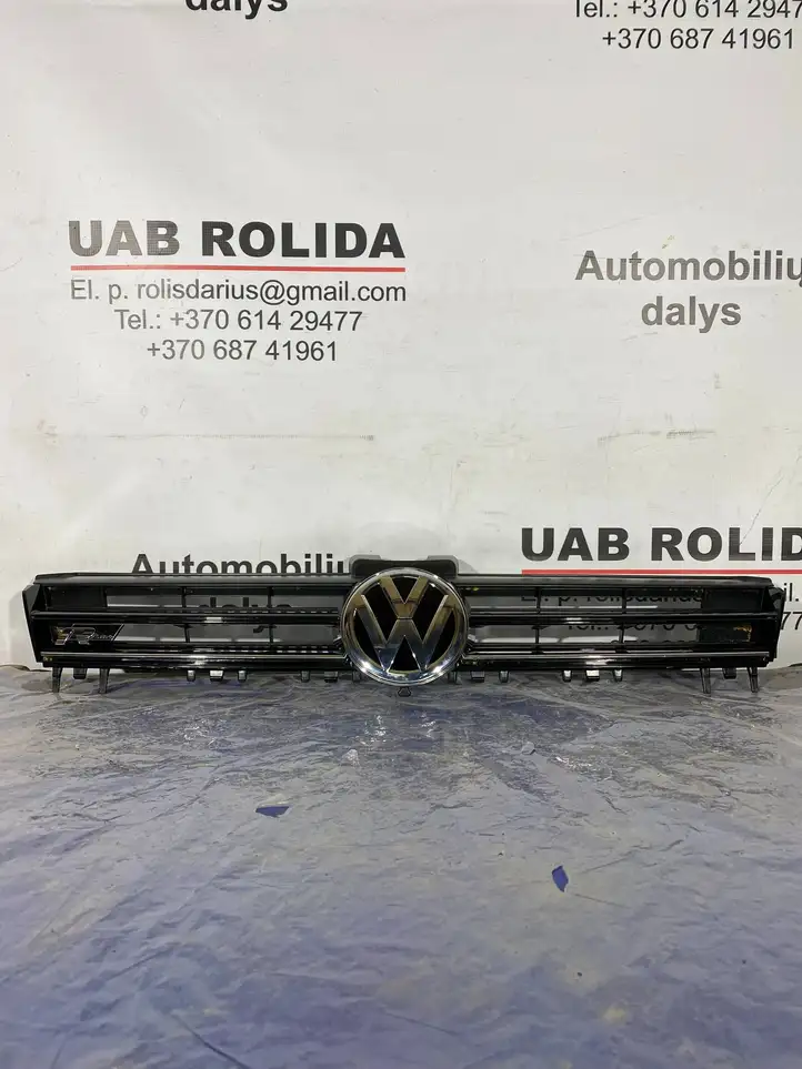 Volkswagen Golf VII (2013 - 2019) 5G0853653C Верхняя решетка радиатора — фото 1