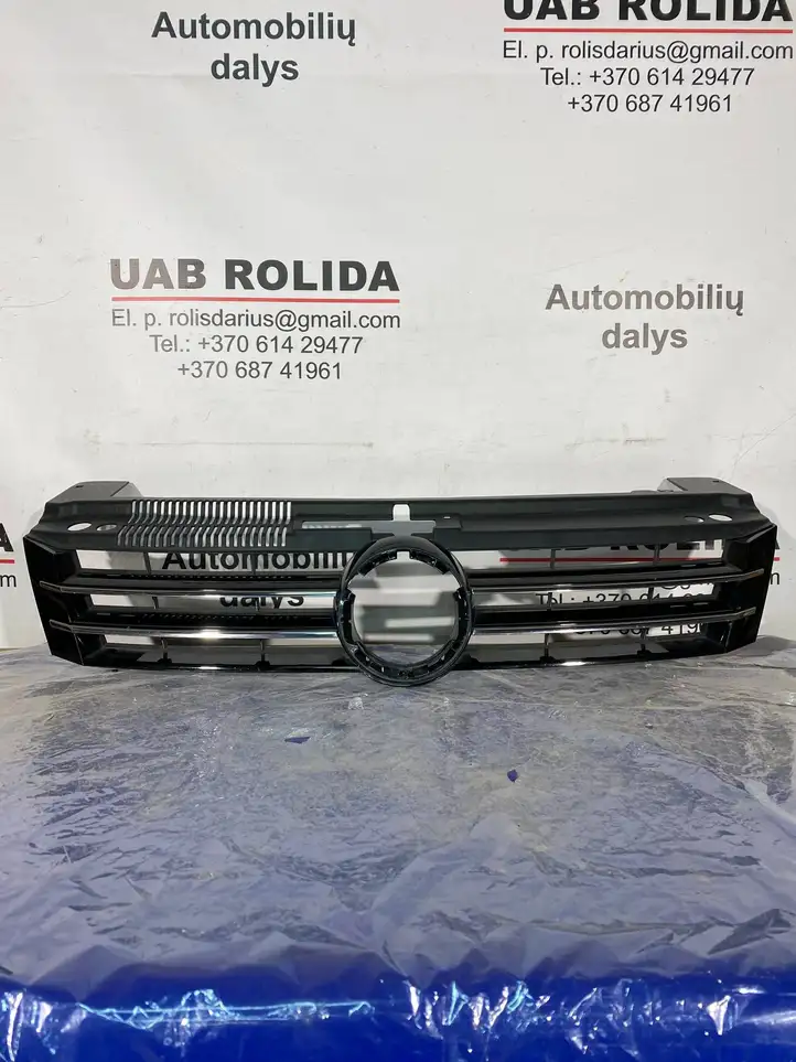 Volkswagen Sharan (2010 - 2015) 7N0853653B Передняя решетка — фото 1