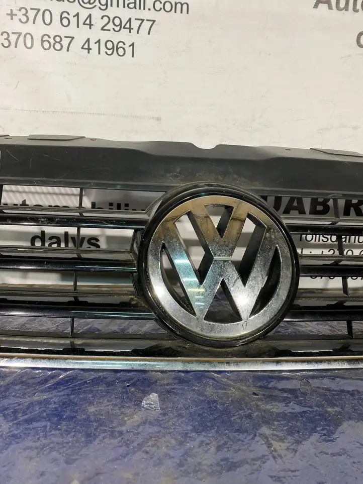 Volkswagen Transporter - Caravelle T5 (2003 - 2009) 7H58071018 Верхняя решетка радиатора — фото 13