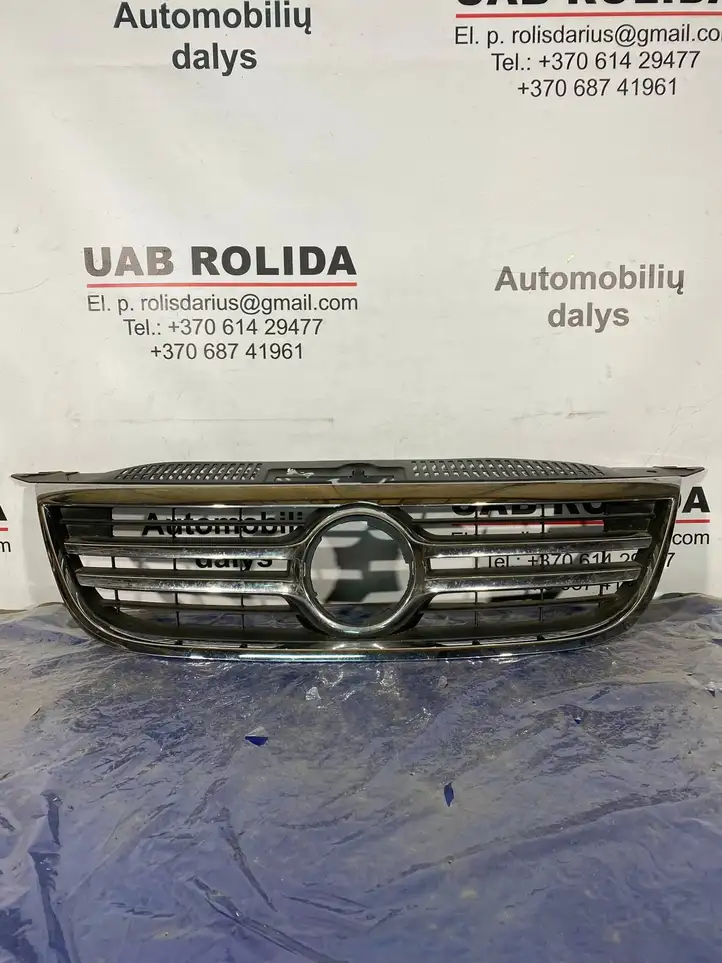 Volkswagen Tiguan (2007 - 2011) 5N0853651C Верхняя решетка радиатора — фото 1