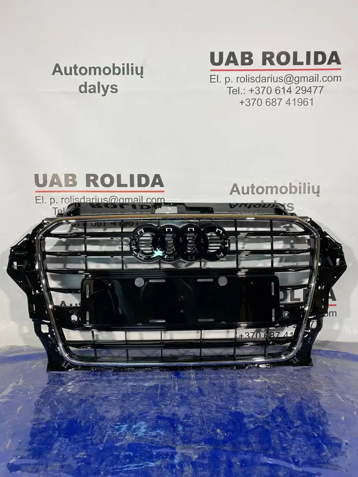 Audi A3/S3 8V (2012 - 2016) Верхняя решетка радиатора — фото 1