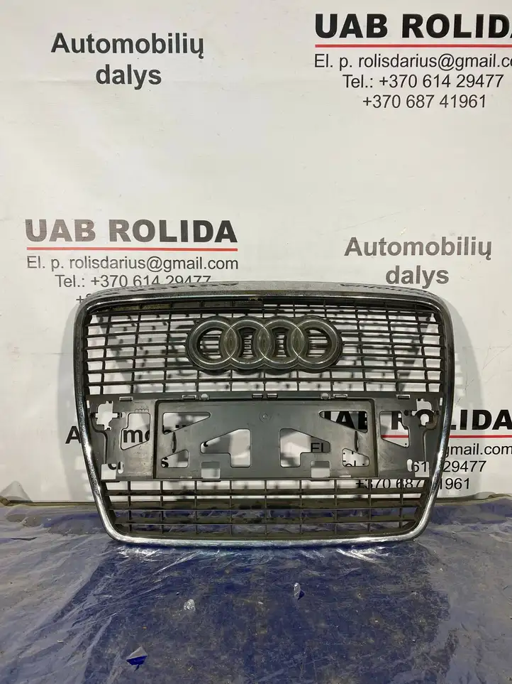 Audi A6 S6 C6 4F (2004 - 2008) 4F0853651 Верхняя решетка радиатора — фото 1