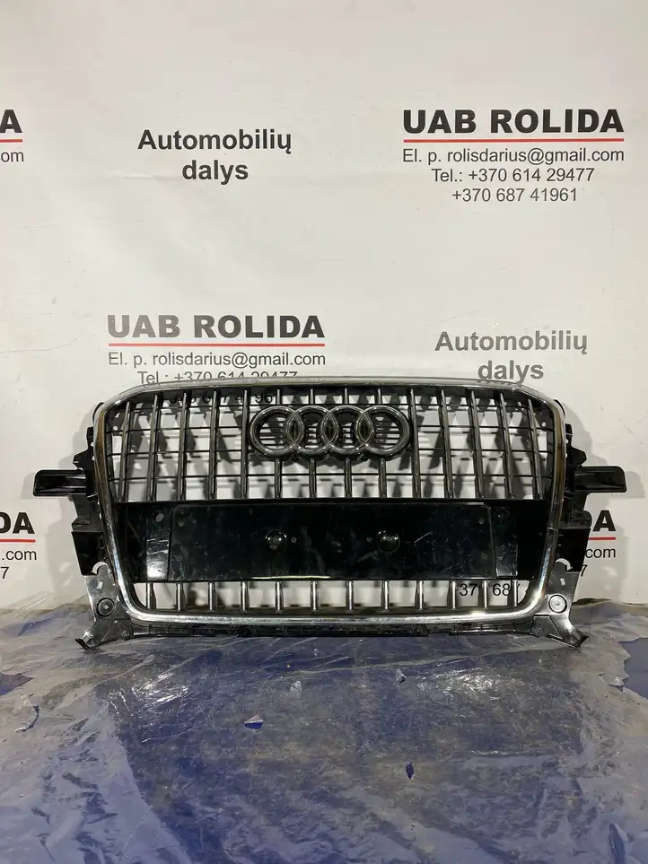 Audi Q5 SQ5 (2008 - 2012) 8R0853651R Верхняя решетка радиатора — фото 1