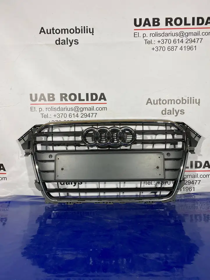 Audi A4 S4 B8 8K (2011 - 2015) 8K085365E Верхняя решетка радиатора — фото 1