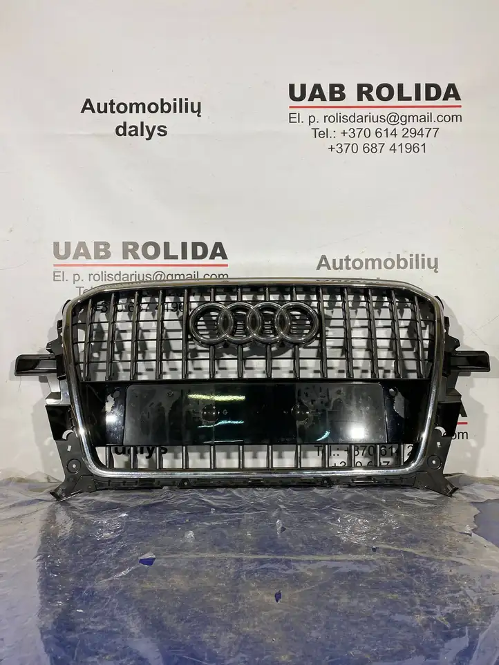 Audi Q5 SQ5 (2008 - 2012) 8R0853651R Верхняя решетка радиатора — фото 1