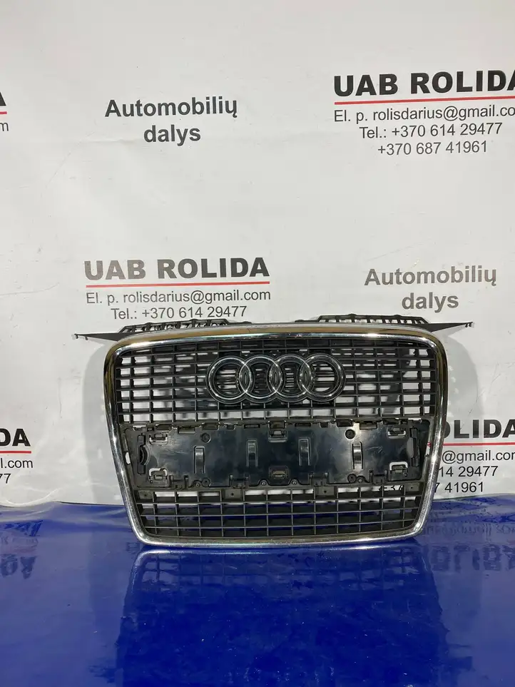Audi A3/S3 8P (2004 - 2008) Верхняя решетка радиатора — фото 1