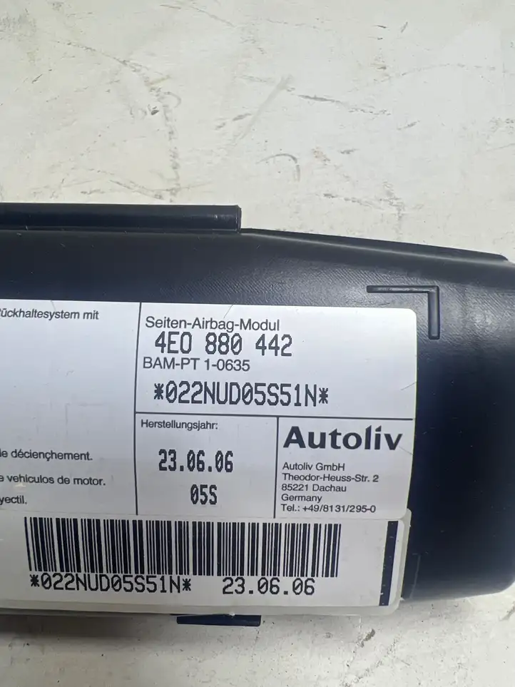 Audi A8 S8 D3 4E (2002 - 2005) 4E0880442 Подушка безопасности сиденья — фото 3