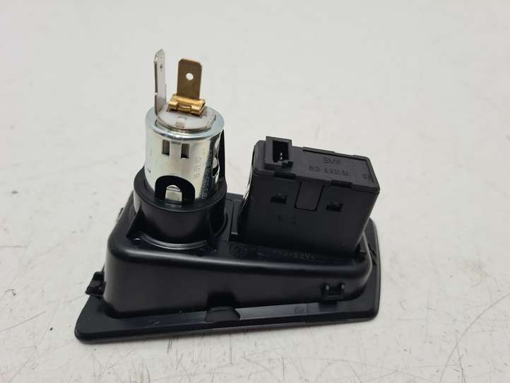 BMW 1 E81 E87 (2004 - 2011)  51169110410 Разъем AUX