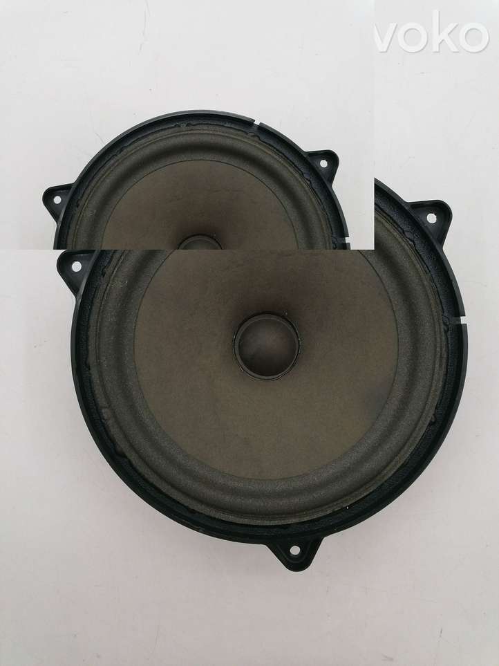 Audi A6 (2001 - 2004)  4B0035411 Громкоговоритель (громкоговорители) в задних дверях
