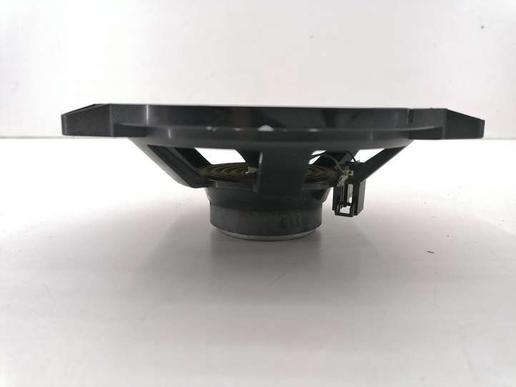Audi A6 (2001 - 2004)  4B0035411 Громкоговоритель (громкоговорители) в задних дверях