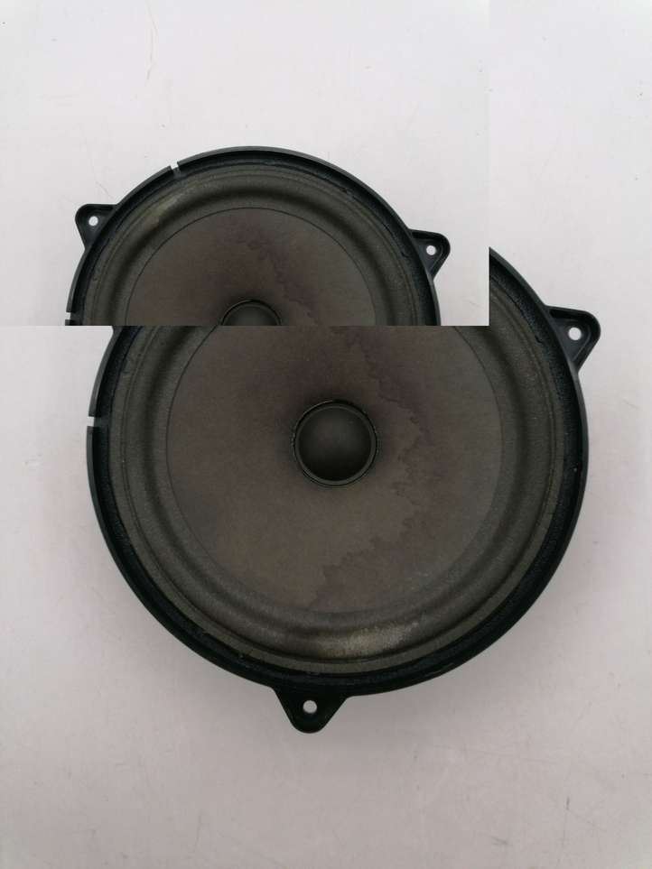 Audi A6 (2001 - 2004)  4B0035411 Громкоговоритель (громкоговорители) в задних дверях