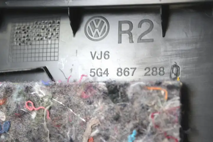 Volkswagen Golf VII (2013 - 2019) 5G4867288D Верхняя обшивка стойки B — фото 5