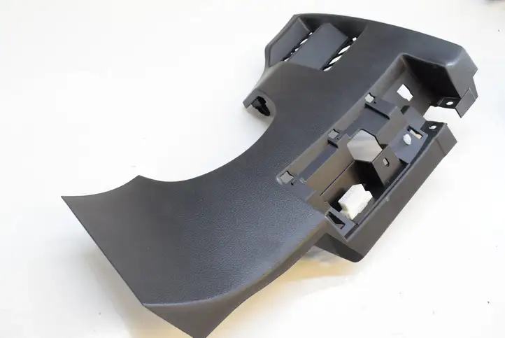 Nissan Qashqai (2013 - 2017) 681064EA0A Нижняя отделка панели приборов — фото 1