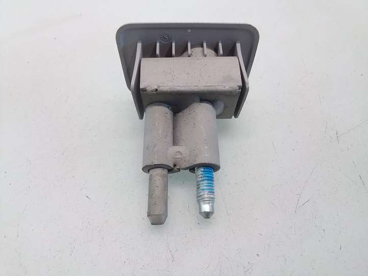 Opel Zafira (2003 - 2006)  13182238 Держатель крепления сетки (в потолке)