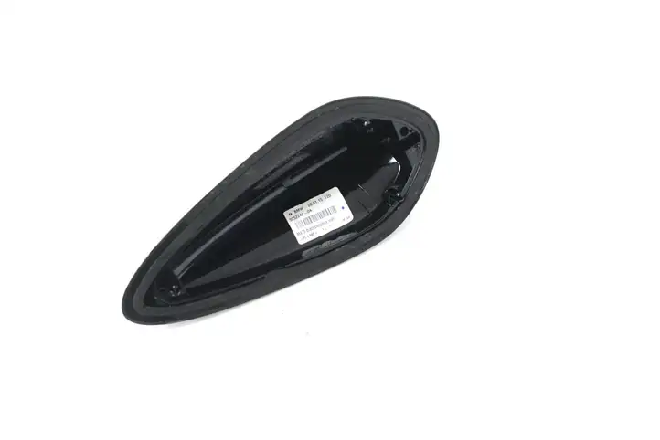 BMW 3 F30 F35 F31 (2012 - 2018) 9252241 Крышка GPS-антенны — фото 3