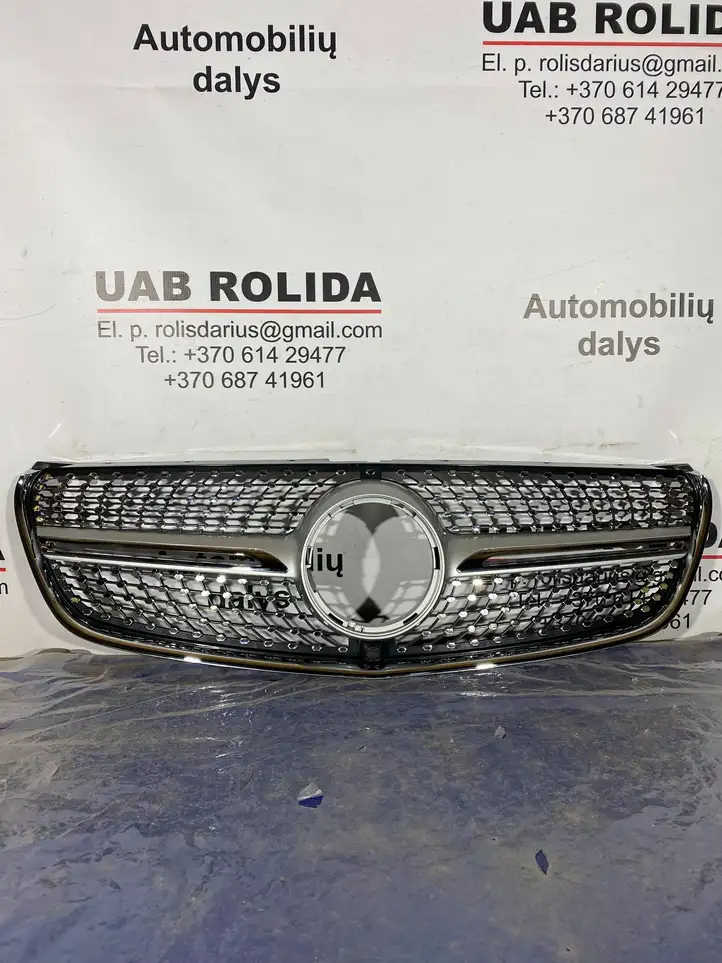 Mercedes-Benz Vito W447 (2014 - ) Верхняя решетка радиатора — фото 1