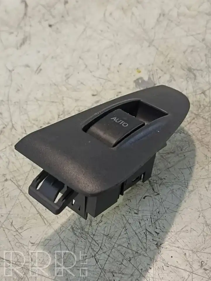 Toyota Avensis T250 (2006 - 2009) 7427205020 Блок кнопок стеклоподъемников — фото 1