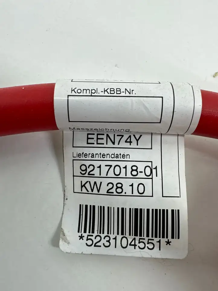 BMW X1 E84 (2009 - 2015) 9217018 Плюсовой провод аккумулятора — фото 3