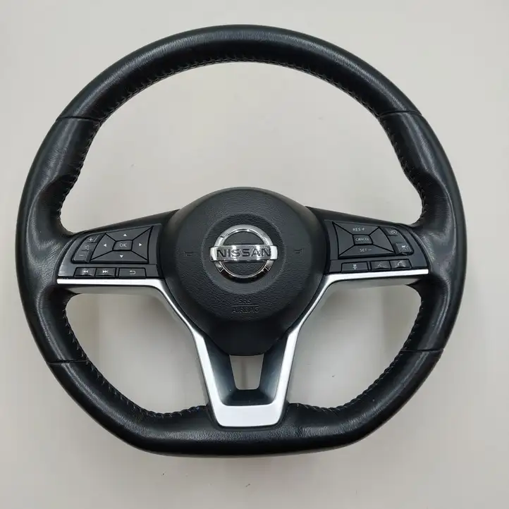 Nissan Leaf II (ZE1) (2017 - ) Руль — фото 1