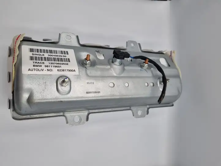 Mini Cooper Countryman R60 (2010 - 2016) 981119601 Подушка безопасности пассажира — фото 2