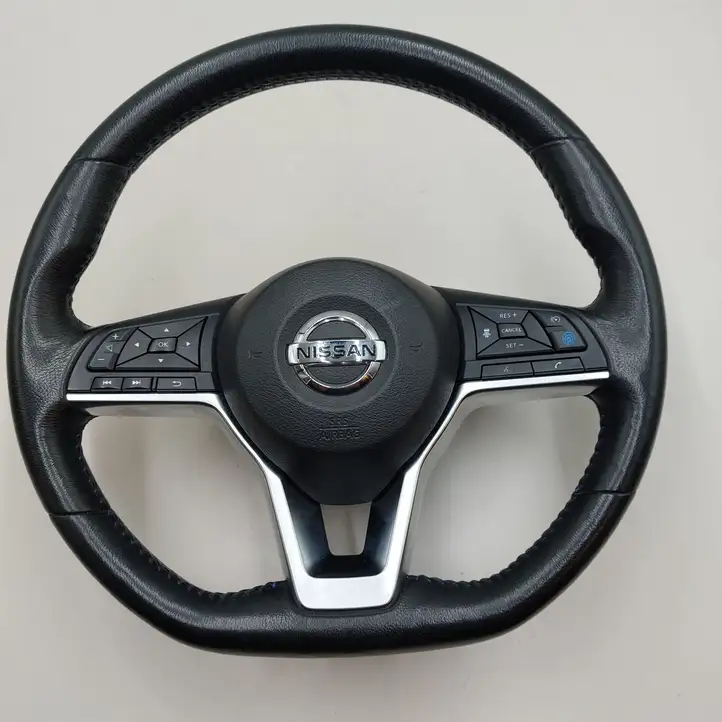 Nissan Leaf II (ZE1) (2017 - ) Руль — фото 1