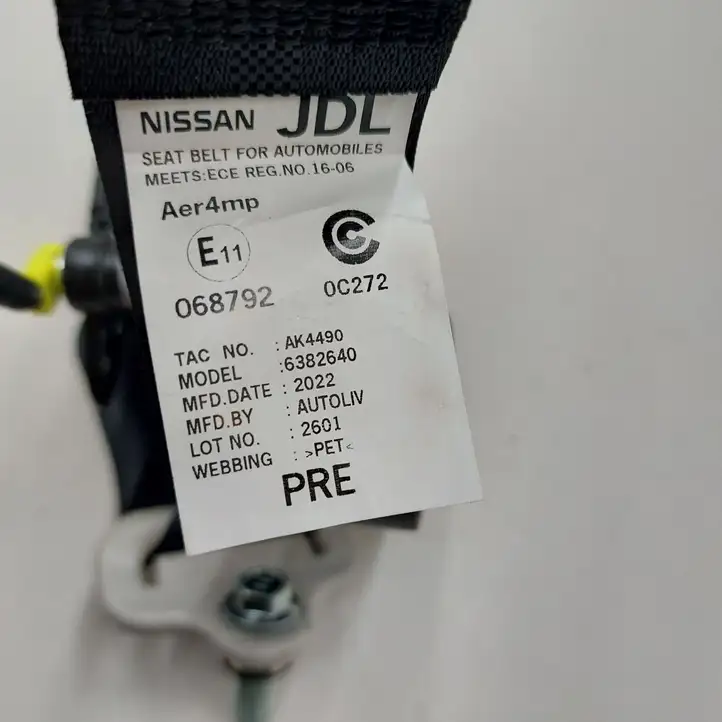 Nissan Leaf II (ZE1) (2017 - ) 638265401K Задний ремень безопасности — фото 2