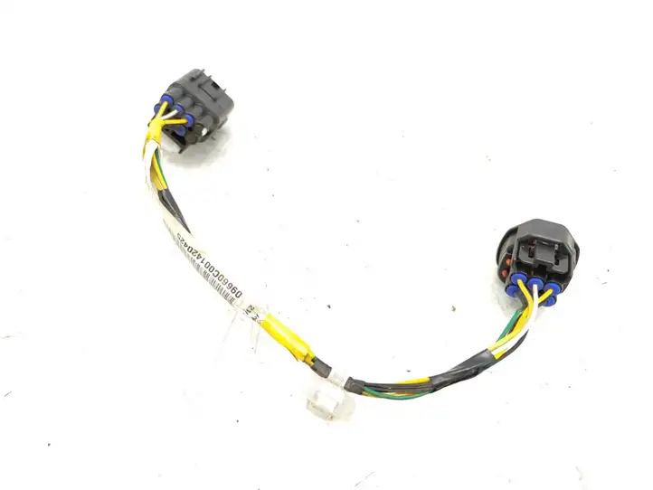 Toyota Avensis T250 (2003 - 2006) 8222305060 Прочая электропроводка — фото 1