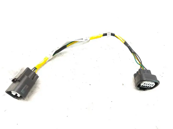 Toyota Avensis T250 (2003 - 2006) 8222305060 Прочая электропроводка — фото 2