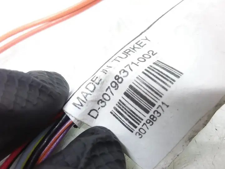 Volvo V70 (2007 - 2013) 30798371 Прочая электропроводка — фото 3