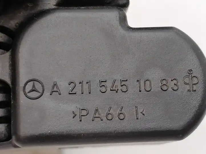 Mercedes-Benz E W211 (2002 - 2009) 2115457101 Блок предохранителей — фото 2