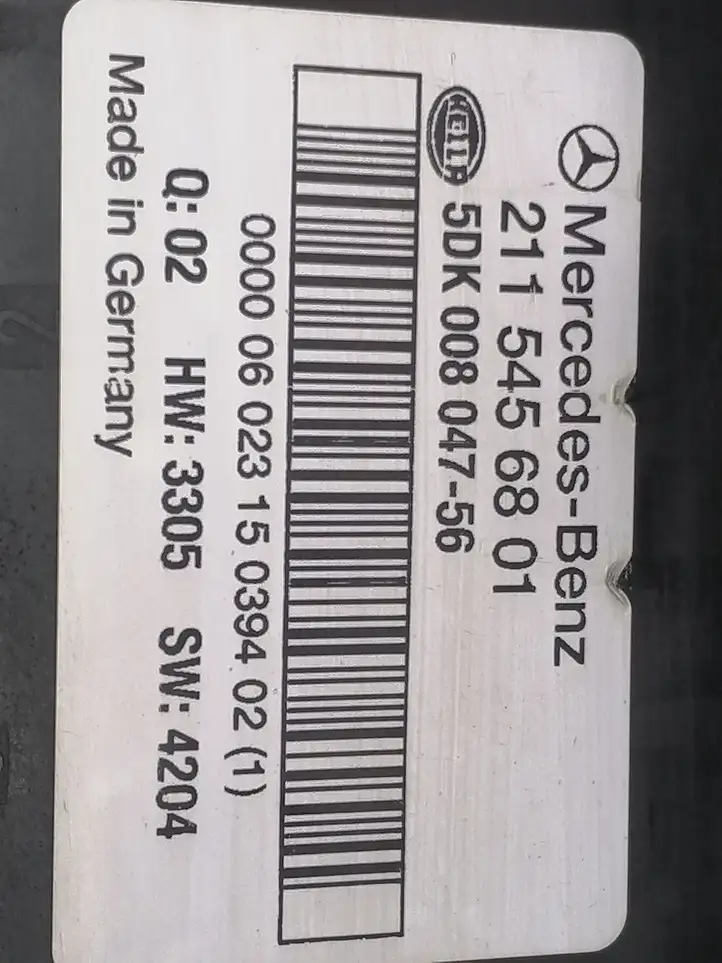 Mercedes-Benz E W211 (2002 - 2009) 2115456801 Блок предохранителей — фото 5