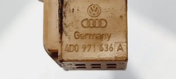 Audi A4 S4 B7 8E 8H (2004 - 2009) 4D0971636A Прочая электропроводка — фото 3
