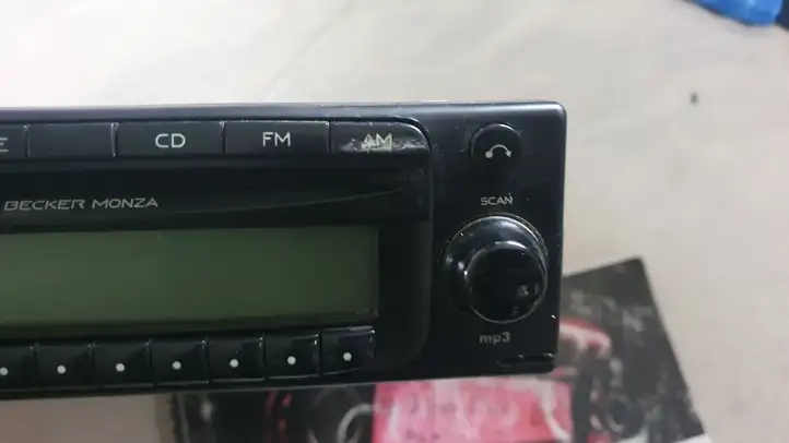 Mercedes-Benz E W210 (1995 - 2002)  BECKER Радио/ проигрыватель CD/DVD / навигация