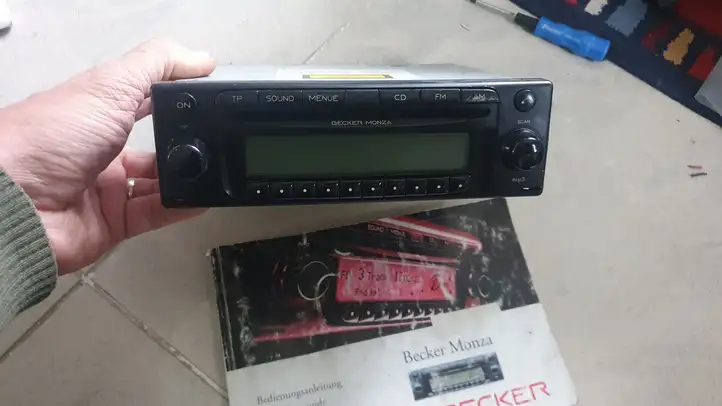 Mercedes-Benz E W210 (1995 - 2002)  BECKER Радио/ проигрыватель CD/DVD / навигация