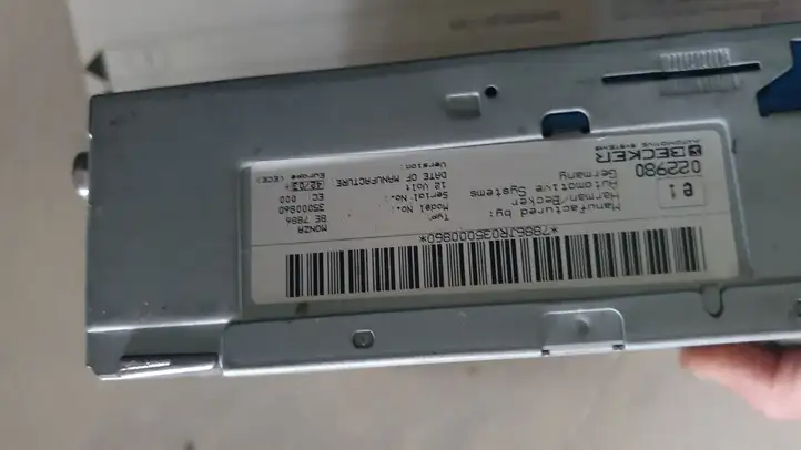 Mercedes-Benz E W210 (1995 - 2002)  BECKER Радио/ проигрыватель CD/DVD / навигация