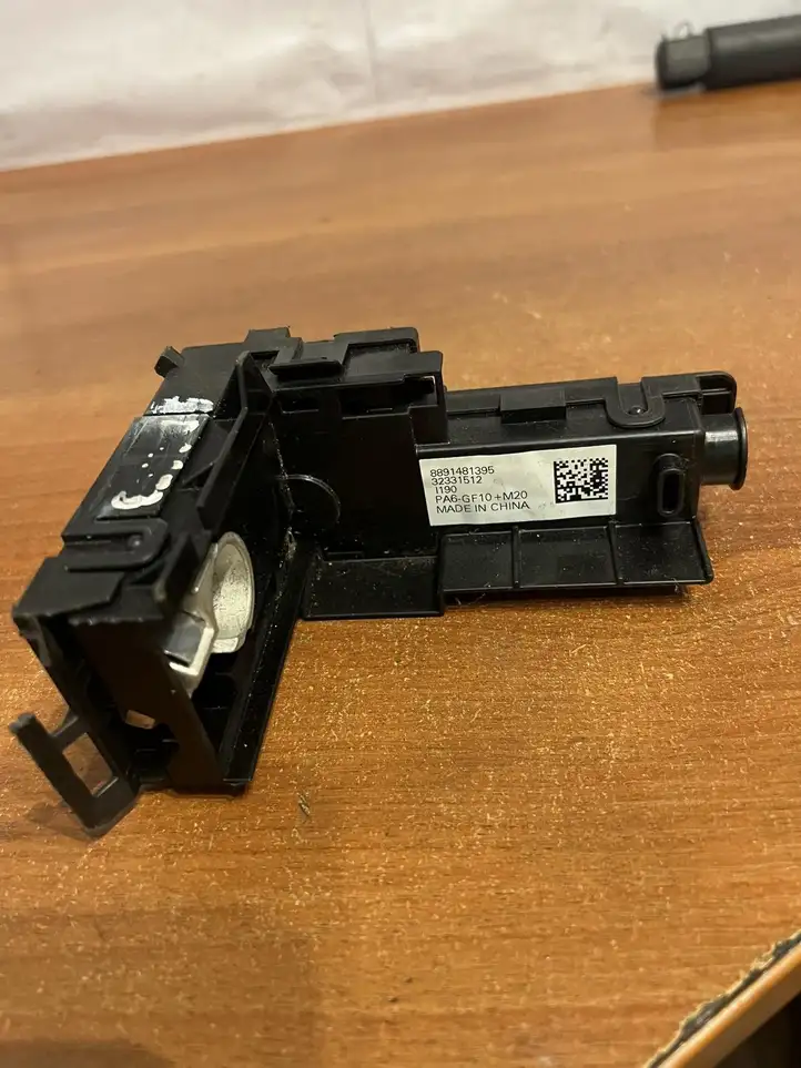 Volvo XC90 (2002 - 2006) 8891481395 Прочая электропроводка — фото 3