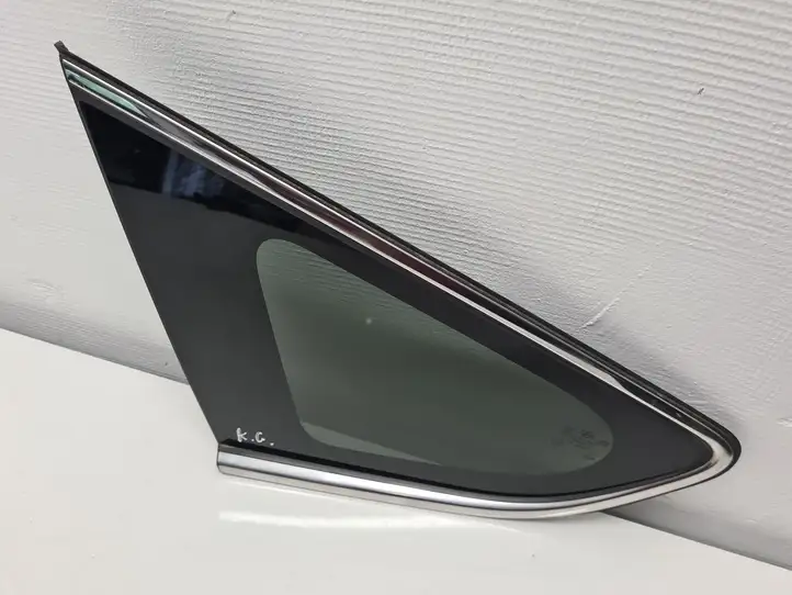 Hyundai Santa Fe (2012 - 2015) 878102W000 Заднее боковое стекло — фото 2