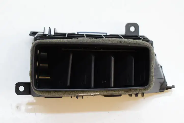 Honda Civic IX (2011 - 2017) 77610TV120BO Воздушная решетка панели — фото 3