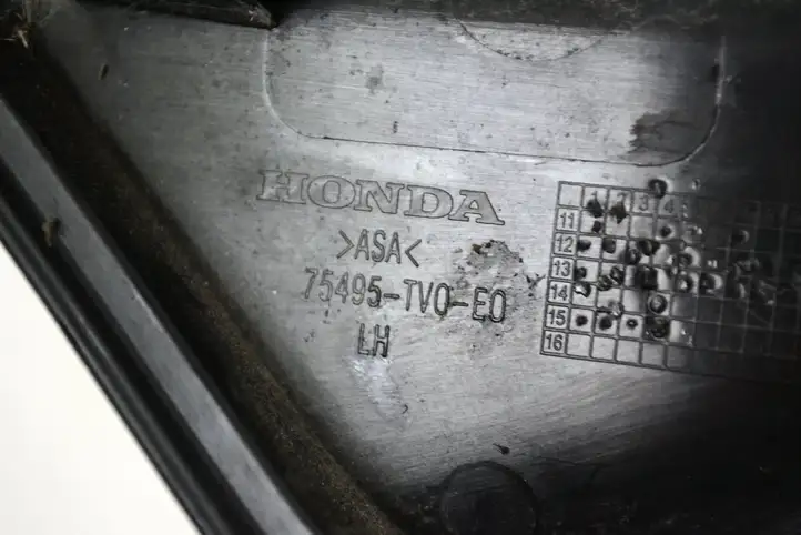 Honda Civic IX (2011 - 2017) 75495TV0E0 Другая часть кузова — фото 5