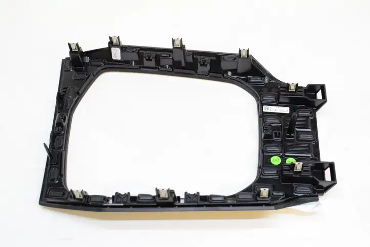 BMW 3 G20 G21 (2019 - ) 6807243 Другая деталь консоли (туннеля) — фото 5